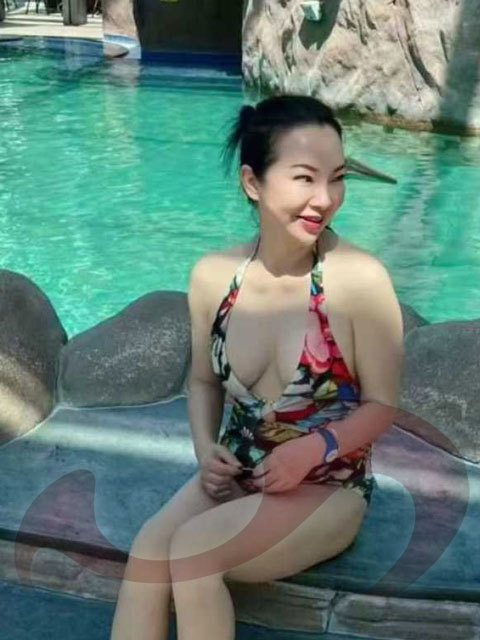 Caty, China Girl in Oberösterreich / Sattledt , Sportplatzstraße 6