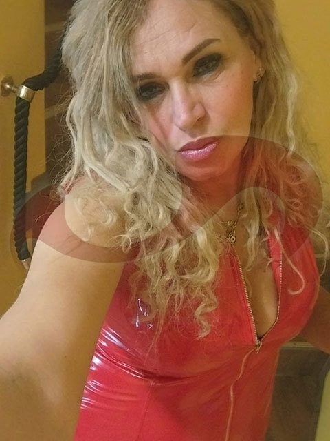 - Girls | Models | Callgirls: Melinda X in Niederösterreich / Kemmelbach , Gewerbestrasse 2