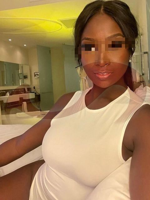  - Girls | Models | Callgirls:  Paloma  in Tirol  / Innsbruck , Grabenweg 65 