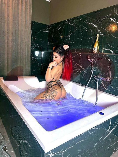 - Girls | Models | Callgirls: Larissa in Wien / Wien , Hernalser Hauptstraße 23